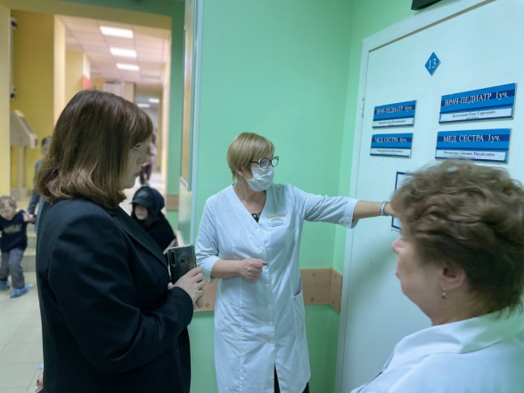 Уровень новосибирских врачей самодостаточен, а с трудными пациентами наш федеральный центр готов помогать: четвертый визит в регион экспертов НМИЦ СПБГПМУ показал значимые результаты 56