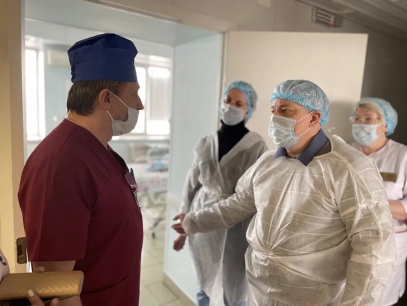 Новокузнецк – Кемерово: специалисты НМИЦ Педиатрического университета отметили направления для улучшения в региональной системе оказания помощи детям 13