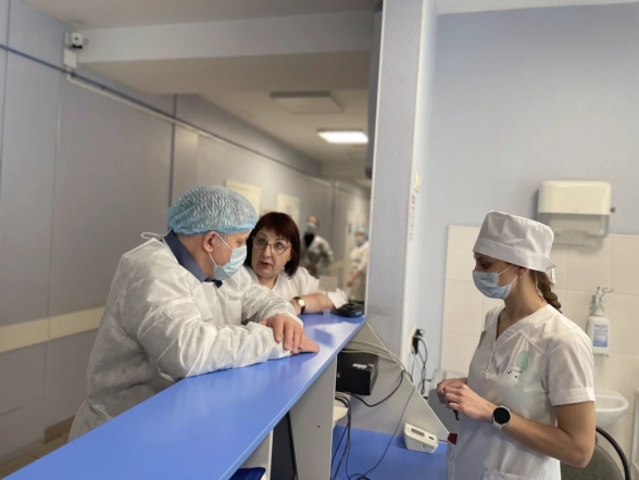 Новокузнецк – Кемерово: специалисты НМИЦ Педиатрического университета отметили направления для улучшения в региональной системе оказания помощи детям 17