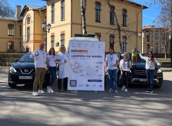 Педиатрический университет принял участие в  автопробеге «Знания победят болезни»