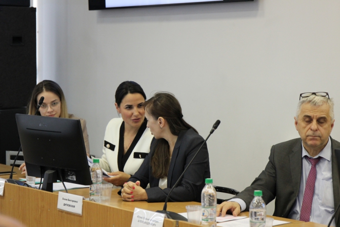 Студенты старших курсов и ординаторы  Педиатрического университета встретились с заместителем председателя Комитета по здравоохранению Санкт-Петербурга Алексеем Терешиным 4