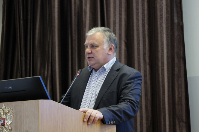 Студенты старших курсов и ординаторы  Педиатрического университета встретились с заместителем председателя Комитета по здравоохранению Санкт-Петербурга Алексеем Терешиным 9