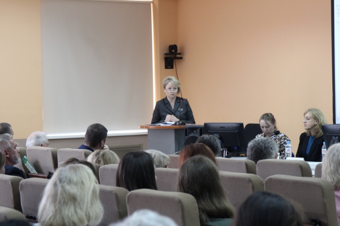 Молодых врачей ждут в больницах Ленобласти 25