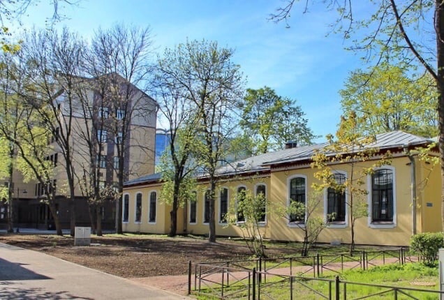 Старший лаборант кафедры дерматовенерологии  выиграла в конкурсе исследовательских работ в рамках научно-популярного симпозиума «Кожа, в которой мы живем»