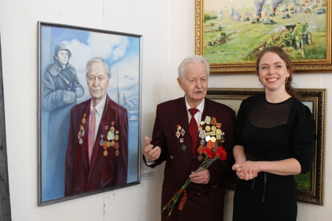 Свет Тихвинский посетил выставку ко Дню Победы в Союзе художников 9