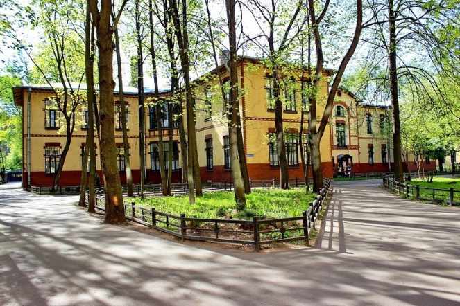 Отказа не будет: ректор Педиатрического университета обратился к родителям