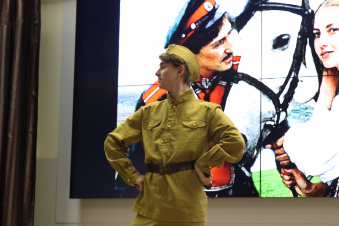 Студенты Педиатрического университета исполнили песни о мире, весне и любви к жизни 21