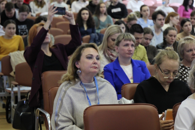 В Педиатрическом университете прошла ярмарка вакансий 8