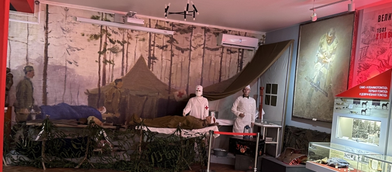 Второкурсники Педиатрического университета посетили Военно-медицинский музей 1