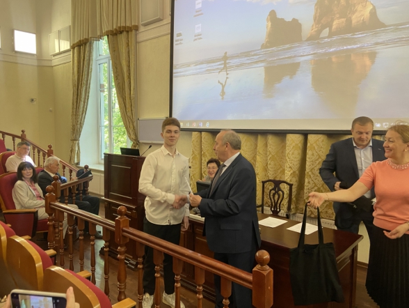 В Педиатрическом университете наградили победителей и призеров олимпиады «Педиатр» 4