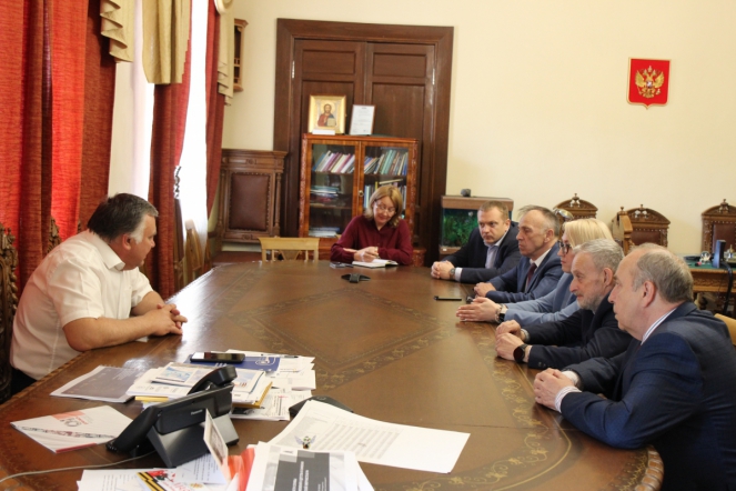 В Волховской гимназии планируют создать профильные медицинские классы 3