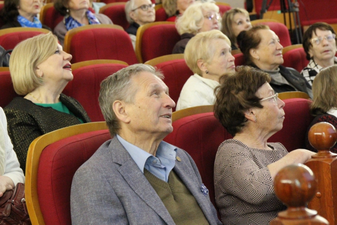 Полвека в педиатрии: в Санкт-Петербургском медицинском педиатрическом университете собрались те, кто закончили вуз 45 и 50 лет назад 6