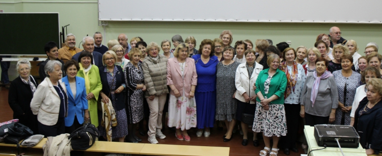 Полвека в педиатрии: в Санкт-Петербургском медицинском педиатрическом университете собрались те, кто закончили вуз 45 и 50 лет назад 38