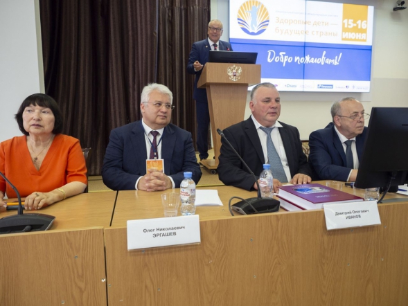 Олег Эргашев: Педиатрический университет самый профессиональный в городе 5