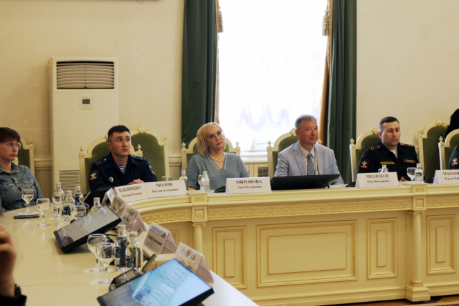 В петербургском парламенте прошёл торжественный приём, посвящённый Дню медицинского работника 6