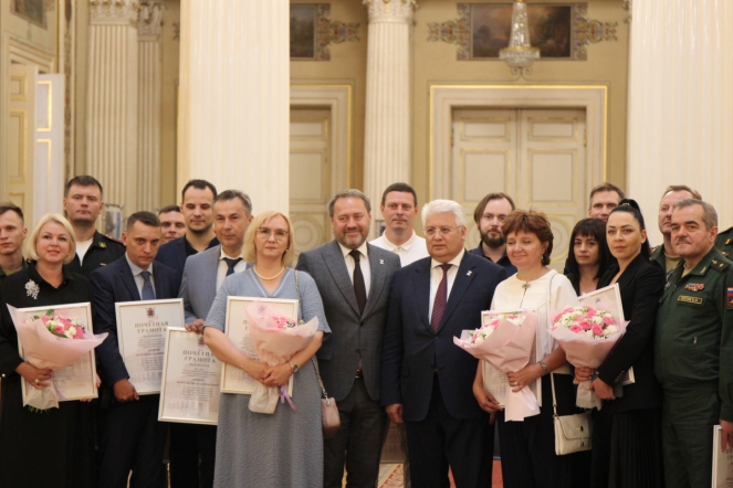 В петербургском парламенте прошёл торжественный приём, посвящённый Дню медицинского работника 13