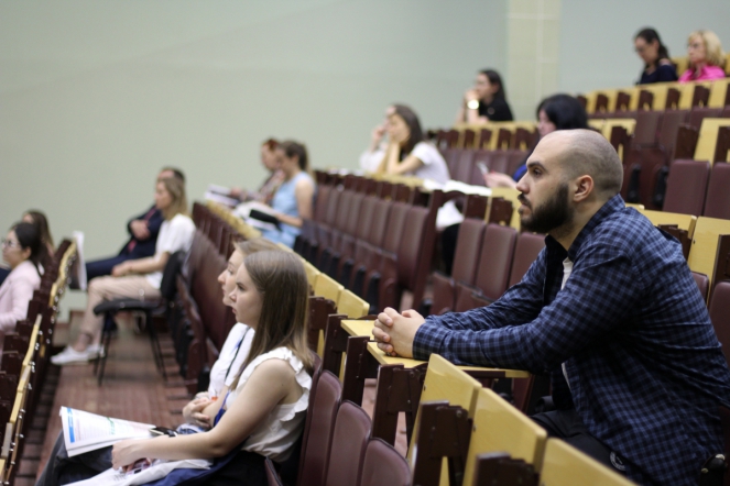 Фоторепортаж: работа VII конгресса «Здоровые дети – будущее страны» 39