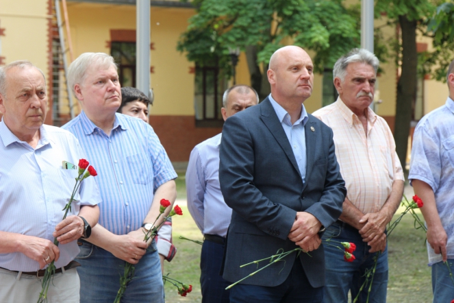 Педиатрический университет присоединился к всероссийской акции «Минута молчания» 7