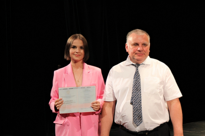 В Педиатрическом университете вручили дипломы выпускникам 1