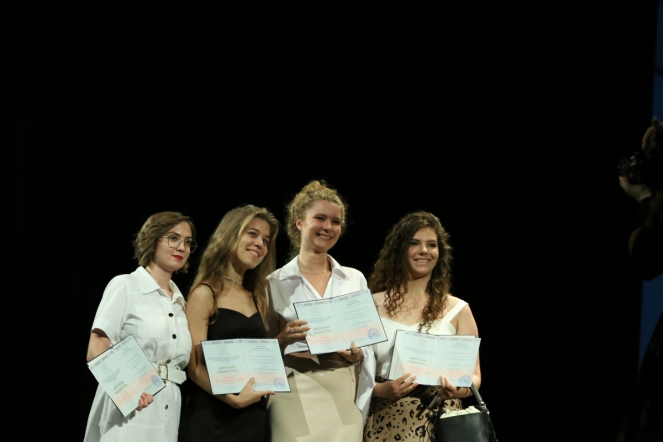 В Педиатрическом университете вручили дипломы выпускникам 19