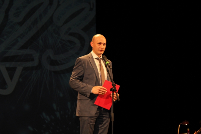 В Педиатрическом университете вручили дипломы выпускникам 48