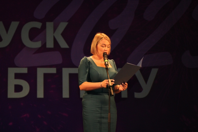 В Педиатрическом университете вручили дипломы выпускникам 71