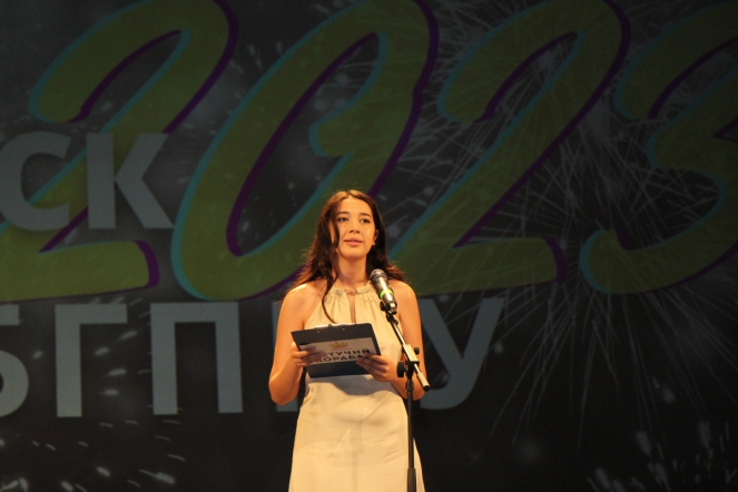 В Педиатрическом университете вручили дипломы выпускникам 82