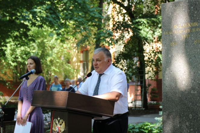 Иностранным выпускникам Педиатрического университета вручили дипломы о высшем образовании 7