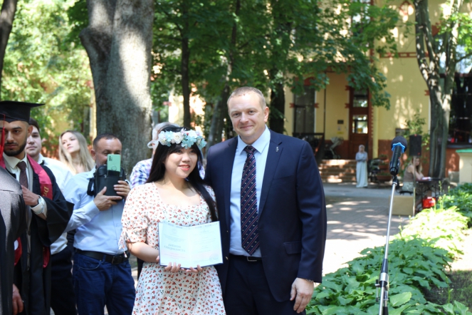 Иностранным выпускникам Педиатрического университета вручили дипломы о высшем образовании 29