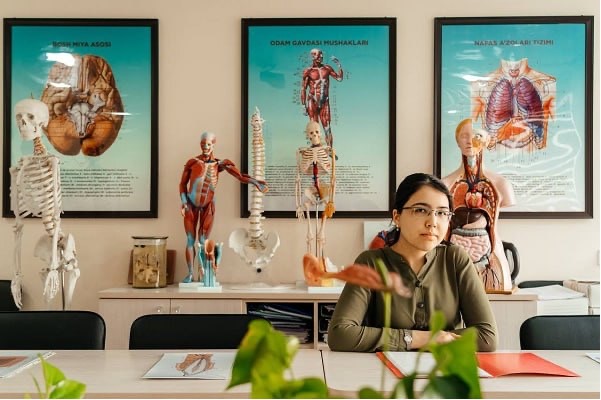 Студентка Педиатрического университета получила государственную награду Республики Узбекистан