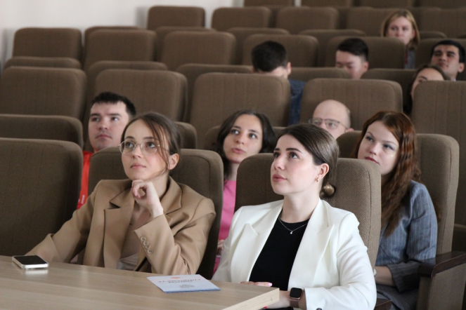 Ординаторы Педиатрического университета получили долгожданные дипломы 14