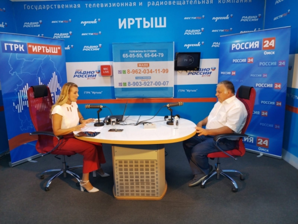 Ректор Педиатрического университета доложил министру здравоохранения о результатах оценки Омской области 4