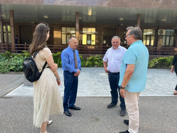 В Педиатрическом университете установят гранитную скульптуру «Ожидание новой жизни» 2