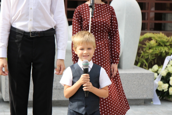 В Педиатрическом университете открыли скульптурную композицию «Ожидание новой жизни» 16