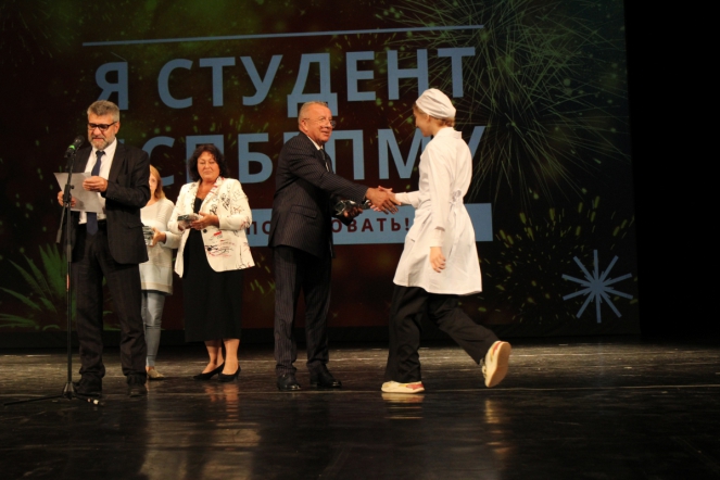 В Педиатрическом университете прошёл День первокурсника 44