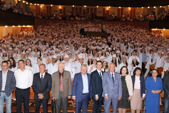 В Педиатрическом университете прошёл День первокурсника 54