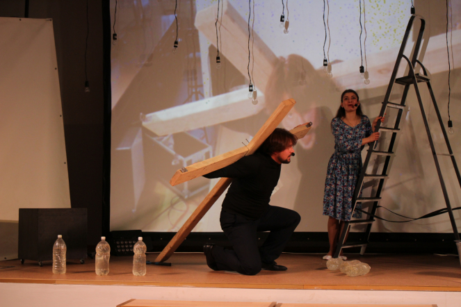 Студенты Педиатрического университета посетили спектакль, посвящённый Бесланской трагедии 11