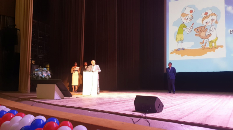 Ректора Санкт-Петербургского государственного педиатрического медицинского университета наградили премией академика Ю.Е. Вельтищева 4