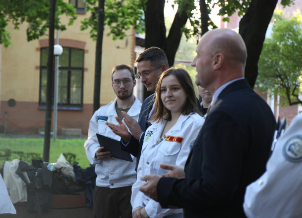 Это настоящая студенческая весна: в Педиатрическом университете наградили бойцов медицинских отрядов 12