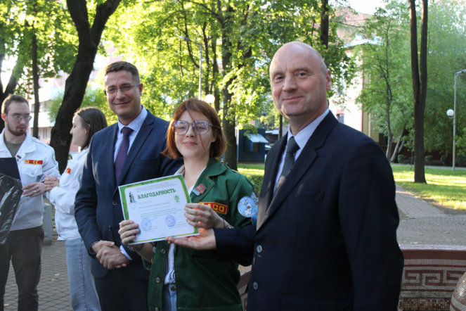Это настоящая студенческая весна: в Педиатрическом университете наградили бойцов медицинских отрядов 18