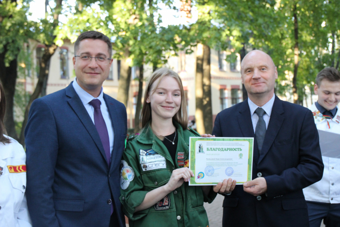 Это настоящая студенческая весна: в Педиатрическом университете наградили бойцов медицинских отрядов 29