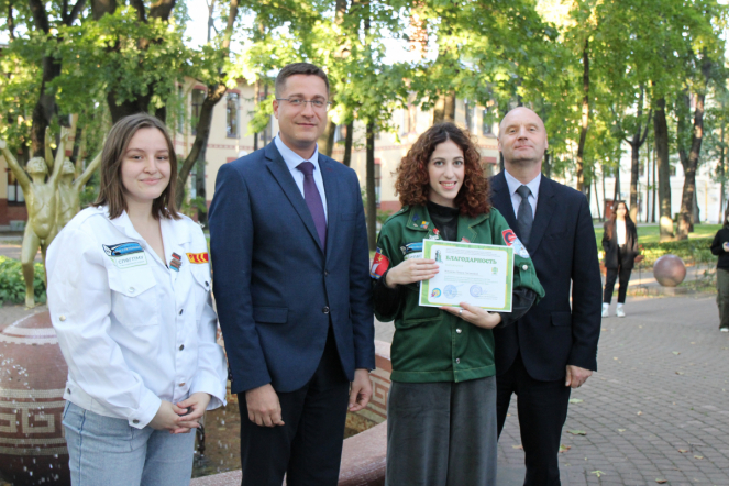 Это настоящая студенческая весна: в Педиатрическом университете наградили бойцов медицинских отрядов 31