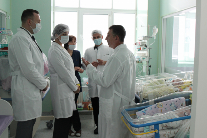 Замглавы Минздрава России Евгения Котова посетила Педиатрический университет 6