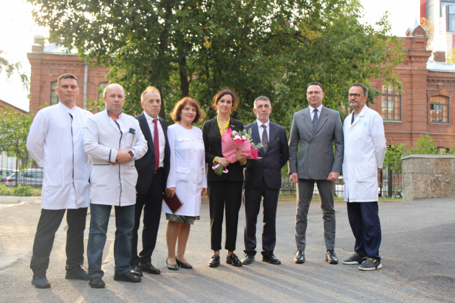 Замглавы Минздрава России Евгения Котова посетила Педиатрический университет 9