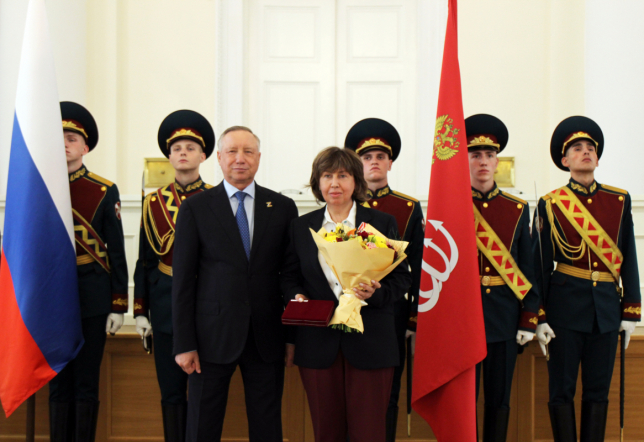 Губернатор отметил труд врачей Педиатрического университета 1