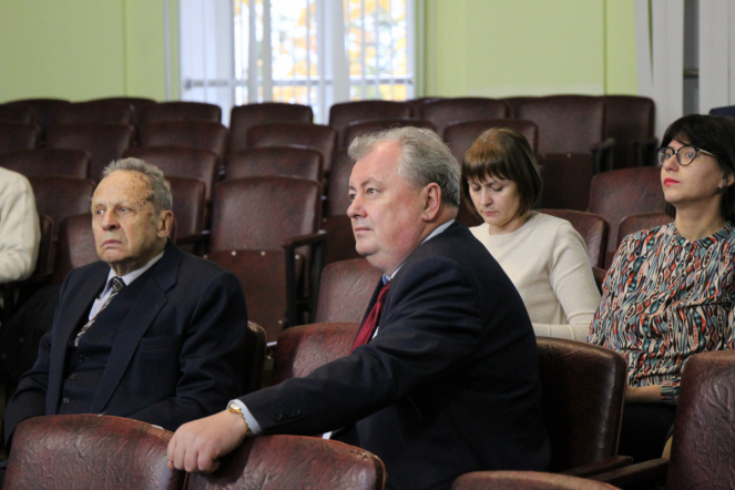 В Педиатрическом университете открыли мемориальную доску выдающемуся патологу Александру Цинзерлингу 30