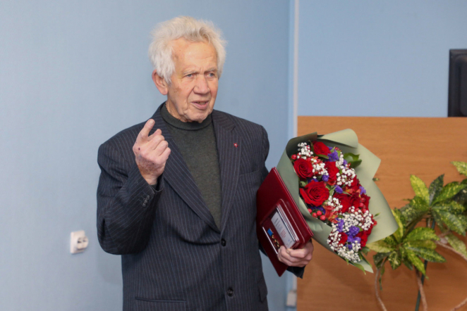 Врач-психиатр Олег Аронович: «Эта работа привлекала меня своей романтикой» 1