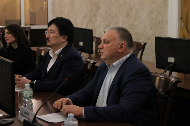 Врачи Педиатрического университета встретились с депутатом Государственной Думы Бадмой Башанкаевым 4