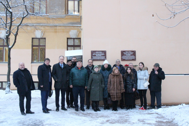 В Педиатрическом университете открыли мемориальные доски выдающимся хирургам Федору Валькеру и Евгению Маргорину