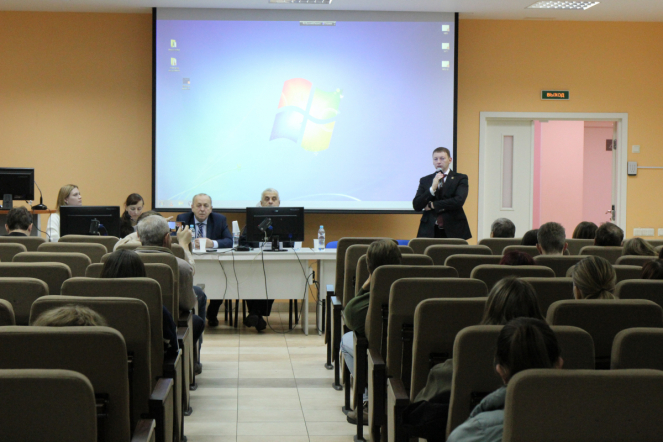 Студентам и ординаторам Педиатрического университета рассказали о возможностях трудоустройства в Новгородской области